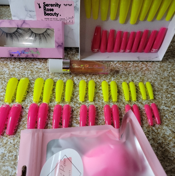 MEGA BUNDLE - Picture 1 of 2